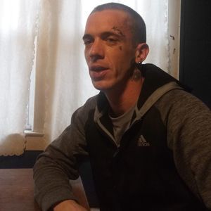 Meet your Posher, Miles